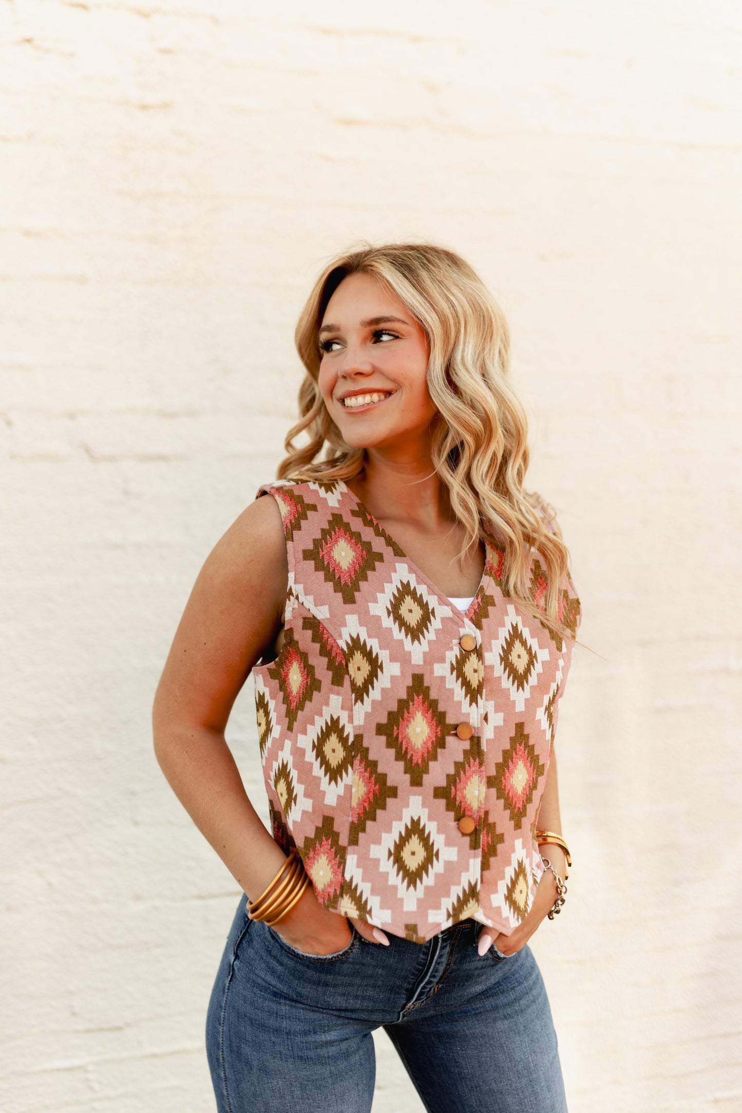 TH9811 PINK AZTEC SNAP VEST (7 Piece)