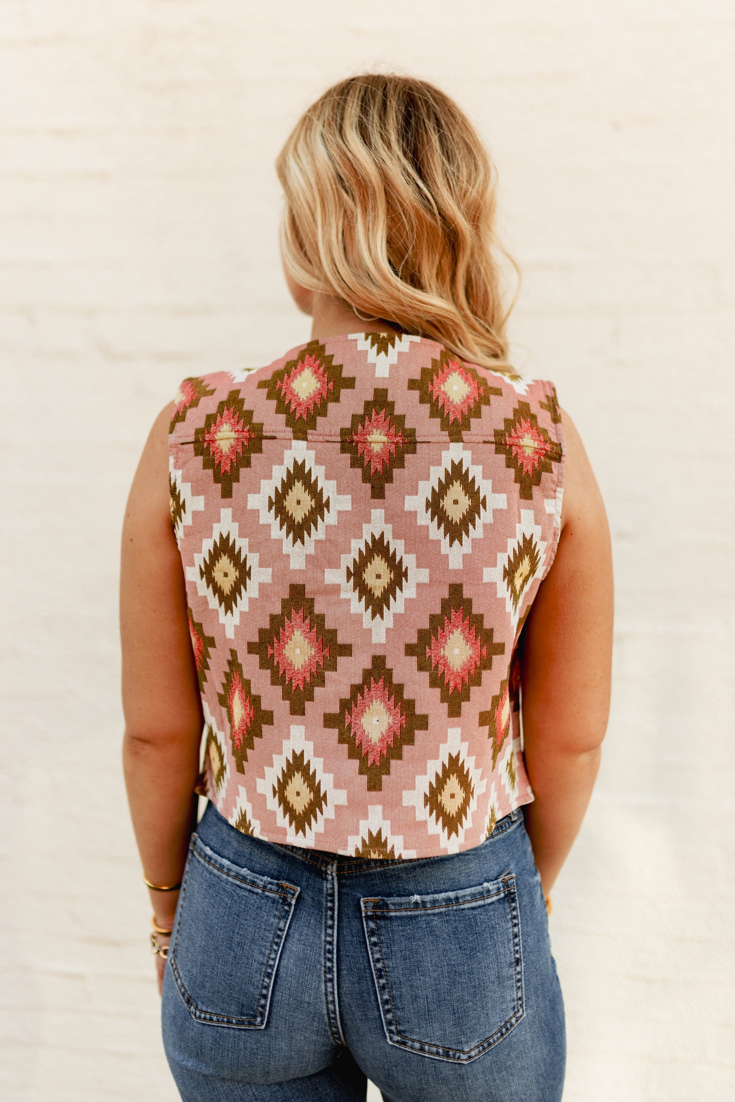 TH9811 PINK AZTEC SNAP VEST (7 Piece)