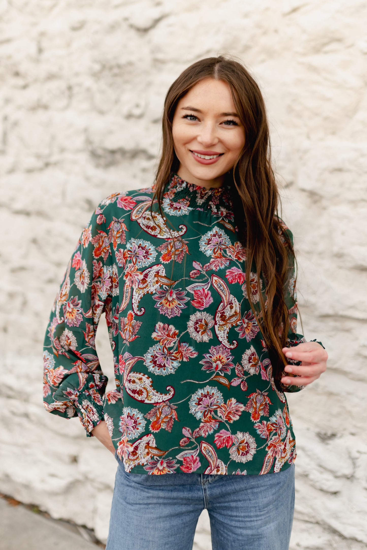 TH1900 GREEN PAISLEY RUFFLE NECK TOP (7 Piece)
