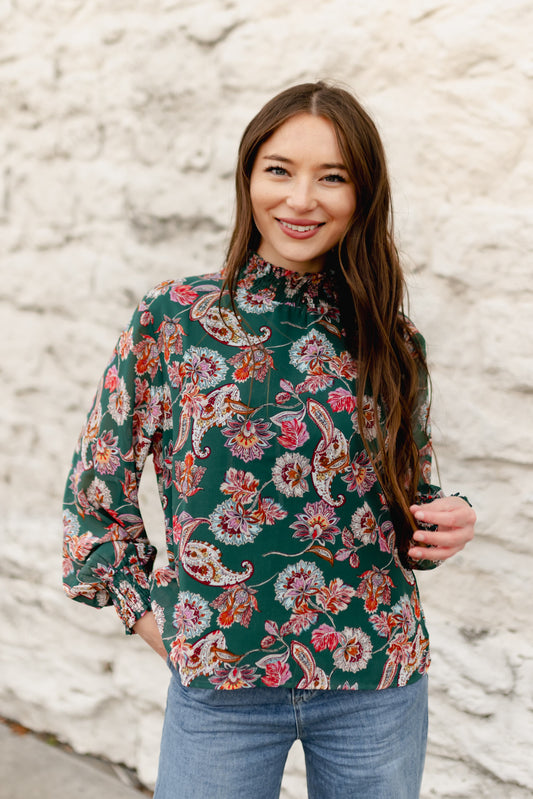 TH1900 GREEN PAISLEY RUFFLE NECK TOP (7 Piece)