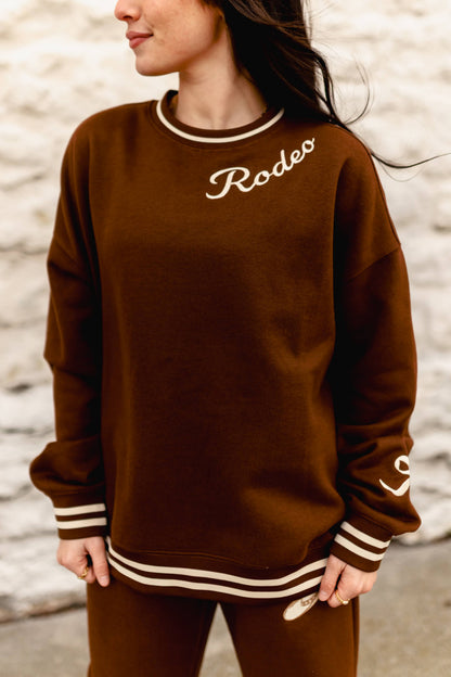VR200 BROWN RODEO SWEATSHIRT (7 Pieces)