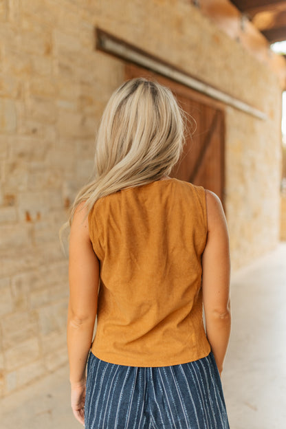 TH160 TAN CORD PEARL SNAP VEST(7 Pieces)
