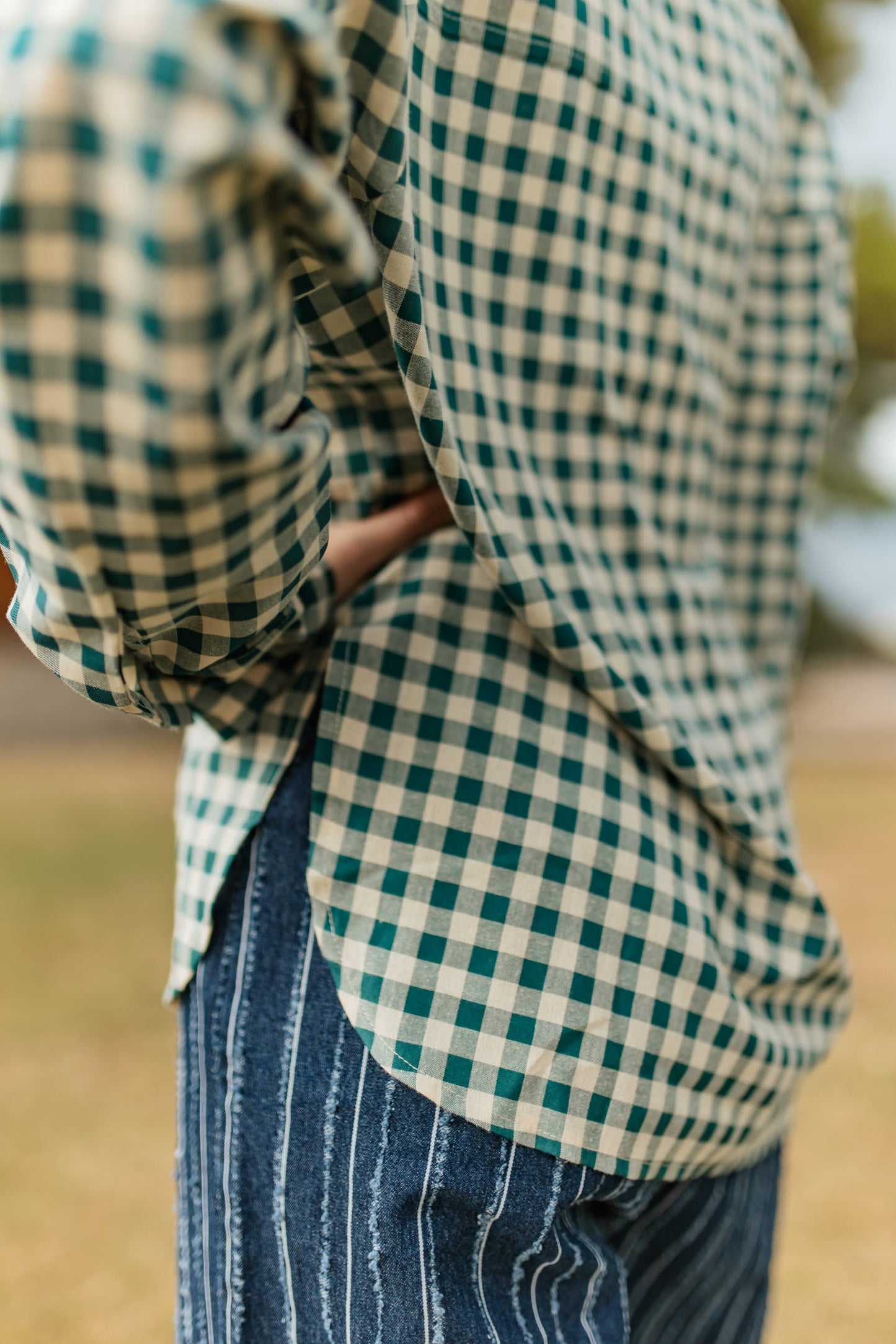 TH38 GREEN GINGHAM  PLAID BUTTON DOWN (7 Piece)