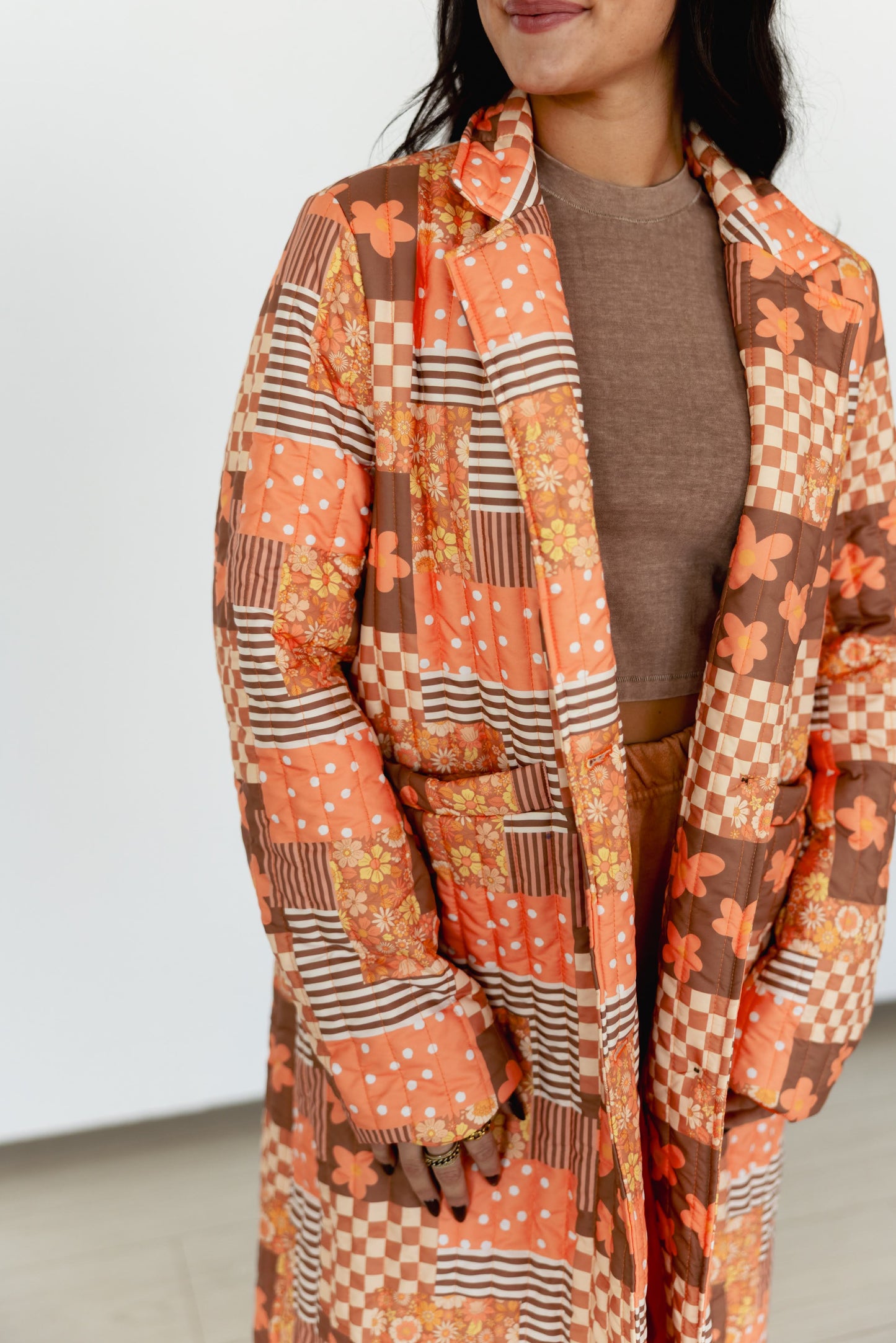 TH1075 ORANGE SQUARE LONG QUITTED JACKET (7 Piece)