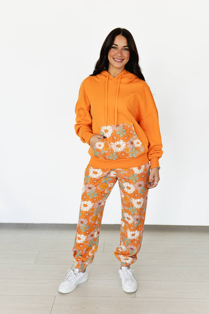 VR204 RETRO ORANGE SWEATSHIRT (7 Pieces)