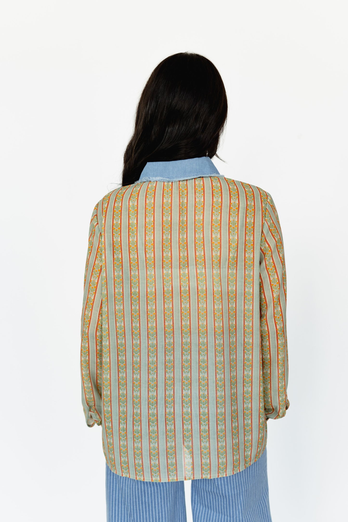 TH2882 FLORAL STRIPE DENIM COLLAR PEARL SNAP TOP(7 Piece)