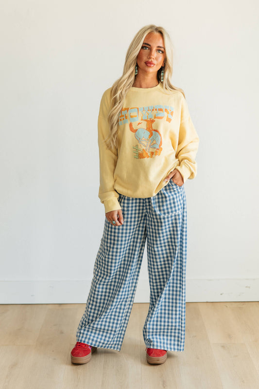 VR201 PALE YELLOW HOWDY BLUE SWEATSHIRT