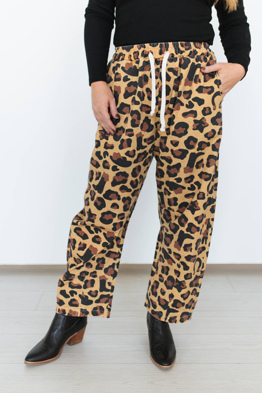 TH2107 WESTERN CHEETAH BARREL PANT (7 Pieces)