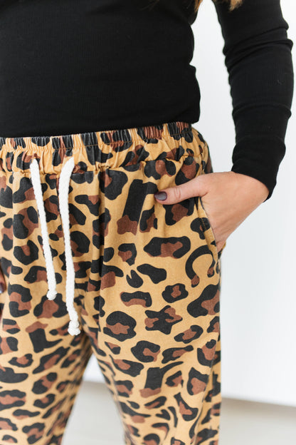 TH2107 WESTERN CHEETAH BARREL PANT (7 Pieces)