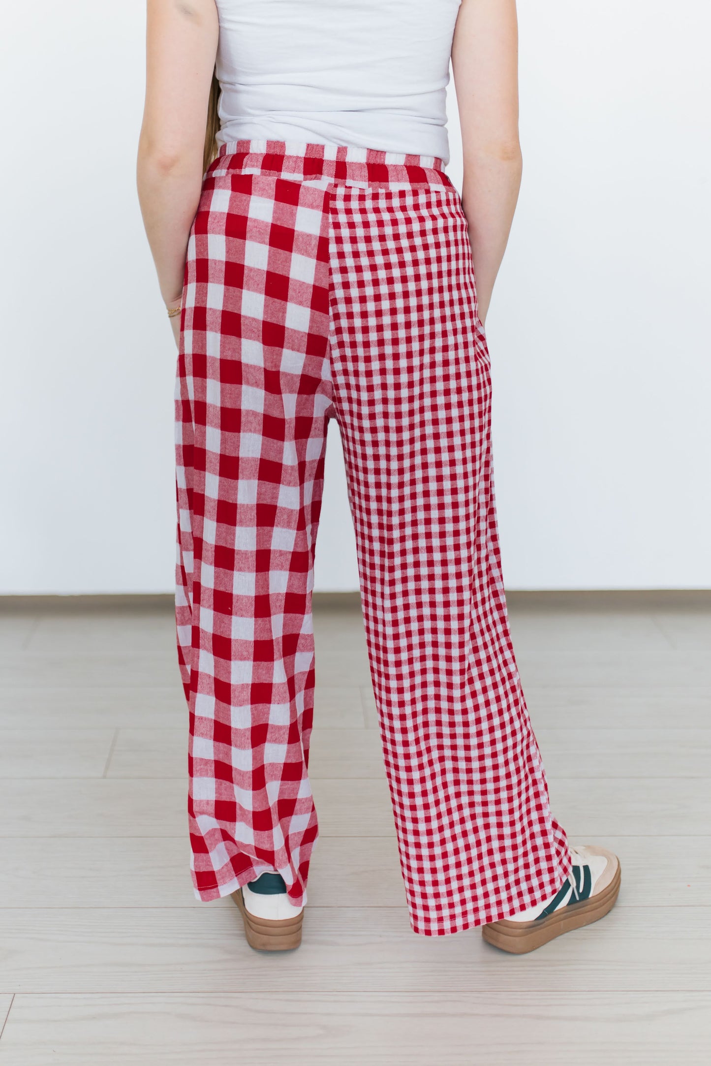 TH2109 MIXED RED GINGHAM PANT  (7 Pieces)