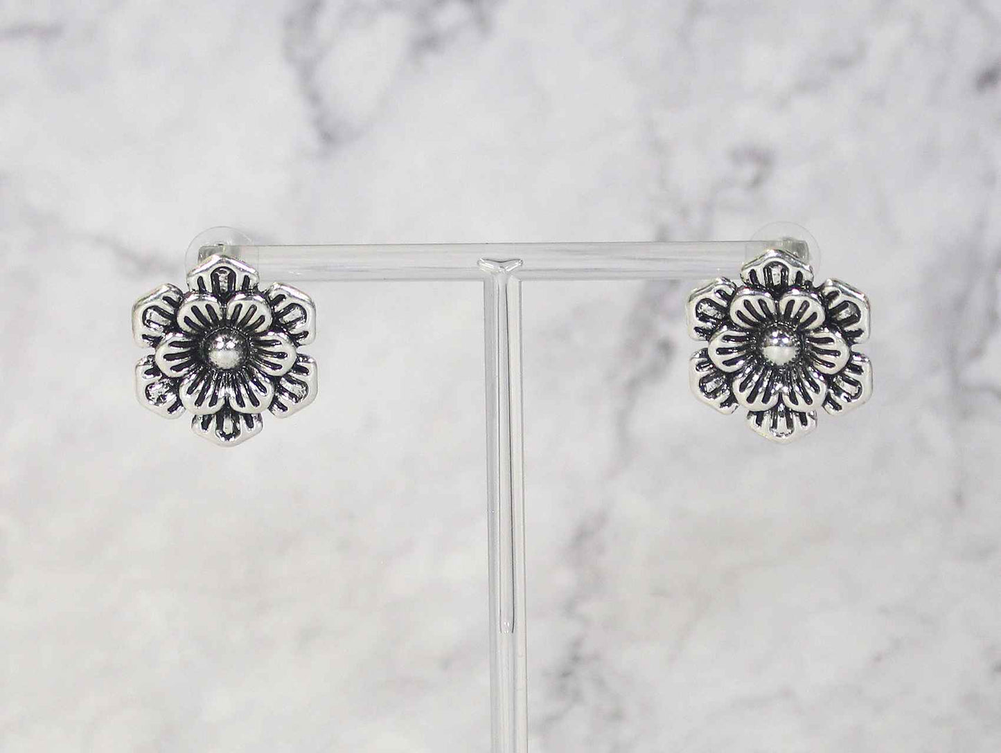 1549 T106 Antique Silver Floral Stud Earrings