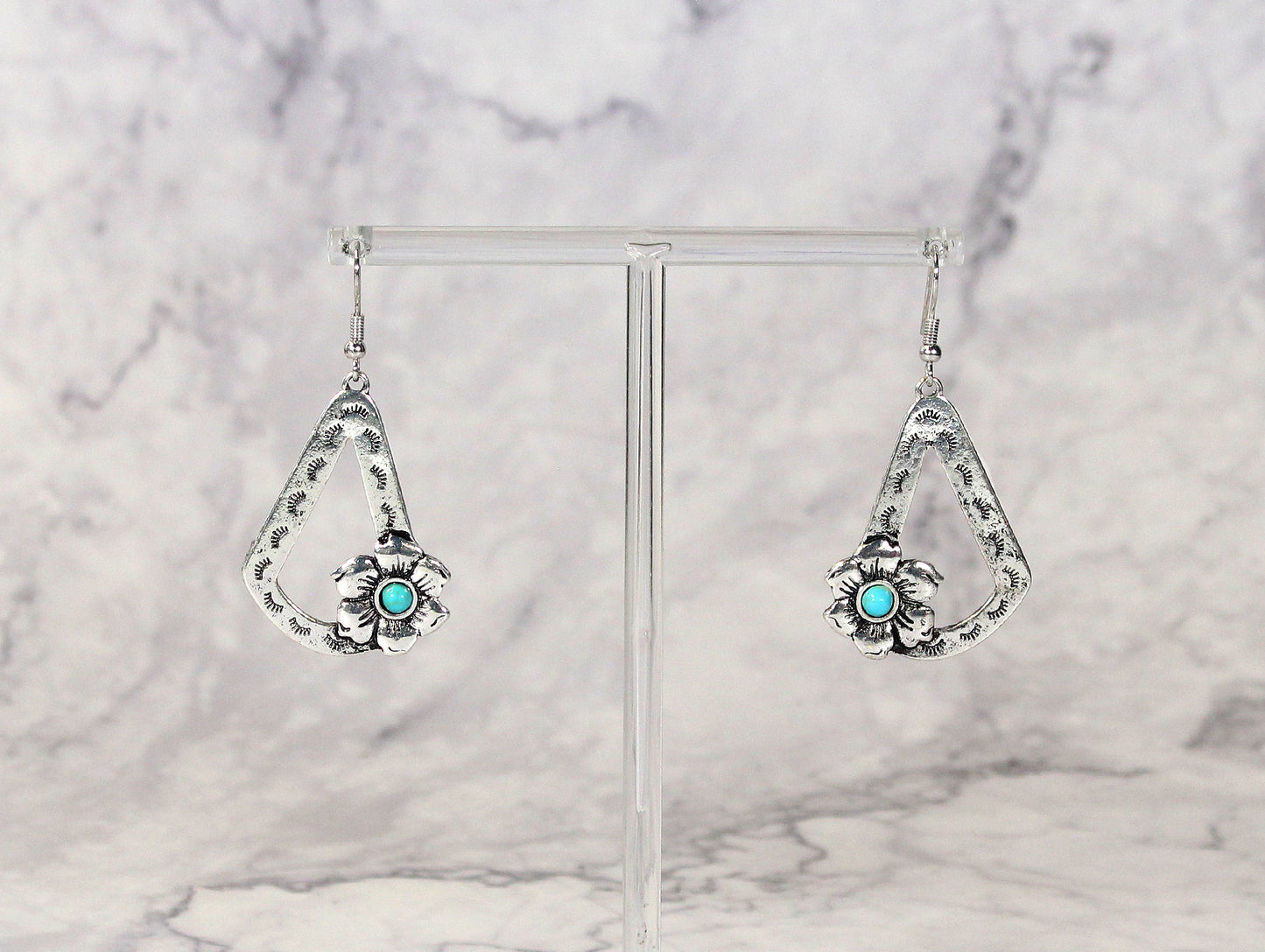 1567 R2-100 SILVER OVAL DANGLE EARRING W/ FLOWER AND TURQ STONE