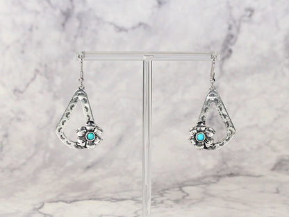 1567 R2-100 SILVER OVAL DANGLE EARRING W/ FLOWER AND TURQ STONE