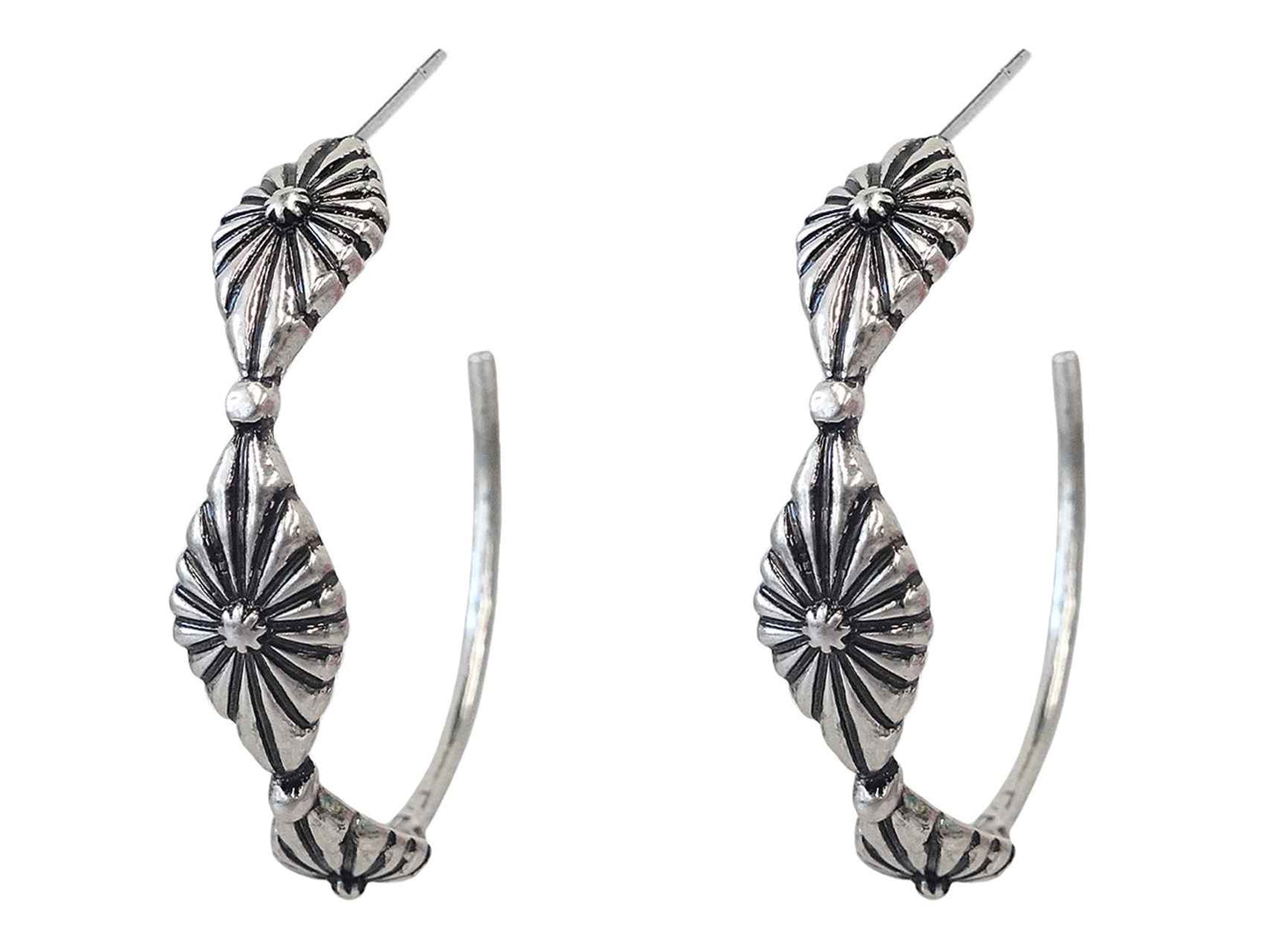 3007 T151 SILVER CONCHO HOOP ER