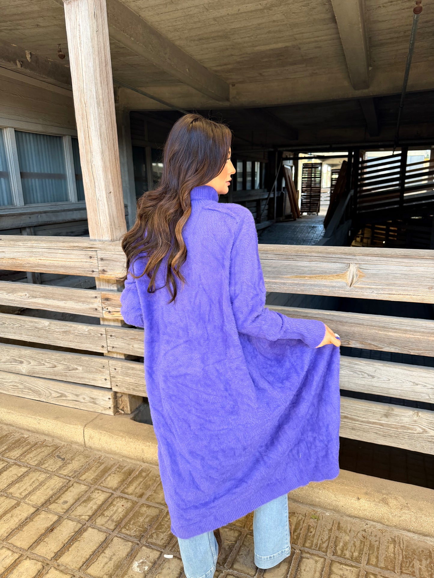 TH900 BLUE VIOLET MOCK NECK SPLIT FRONT SWEATER(6 Piece)