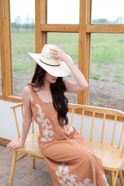 TH2555 APRICOT DRESS STITCH APPLIQUE (7 Piece)