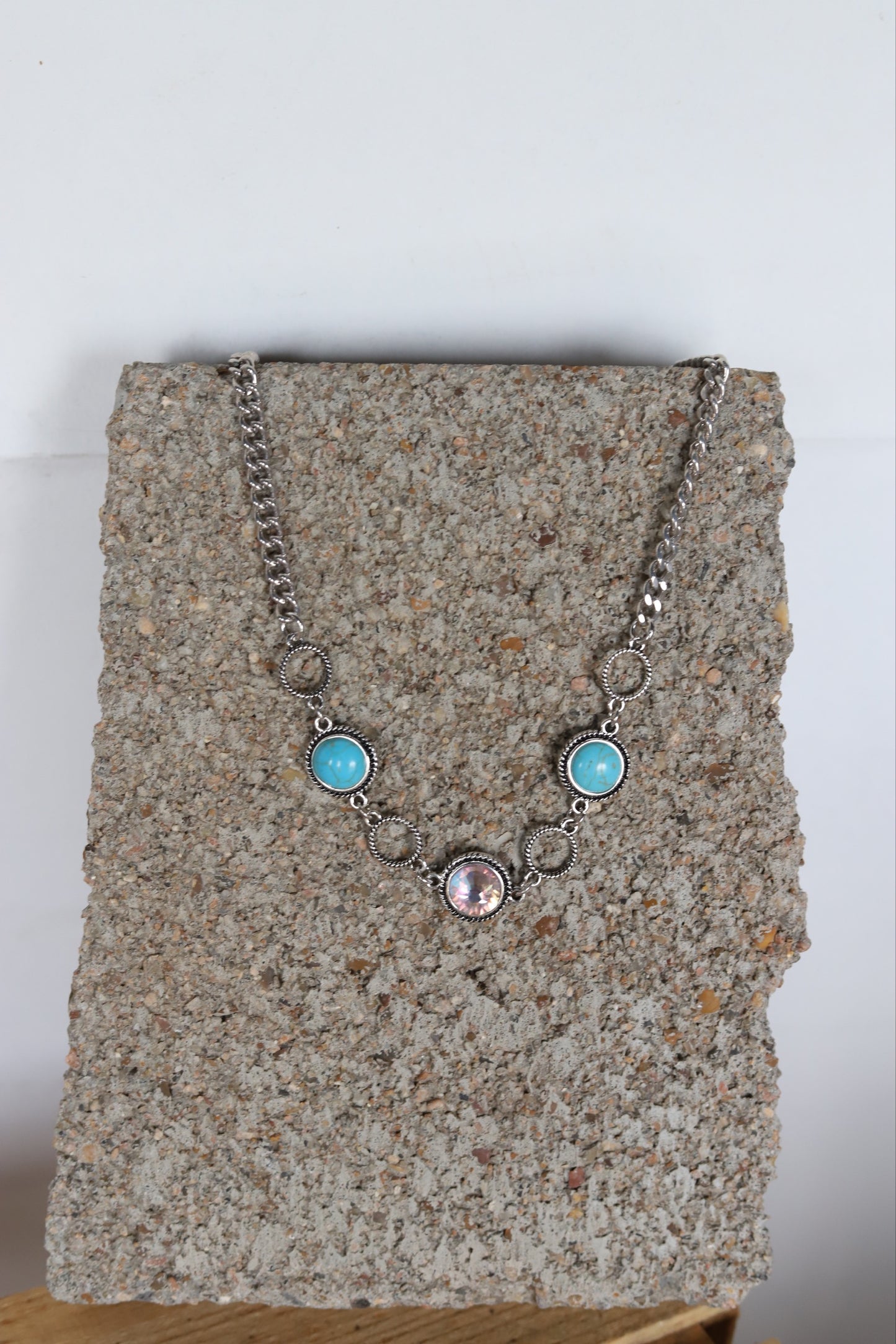 0972 HH142 WESTERN STATEMENT NECKLACE 16" W/ AB R