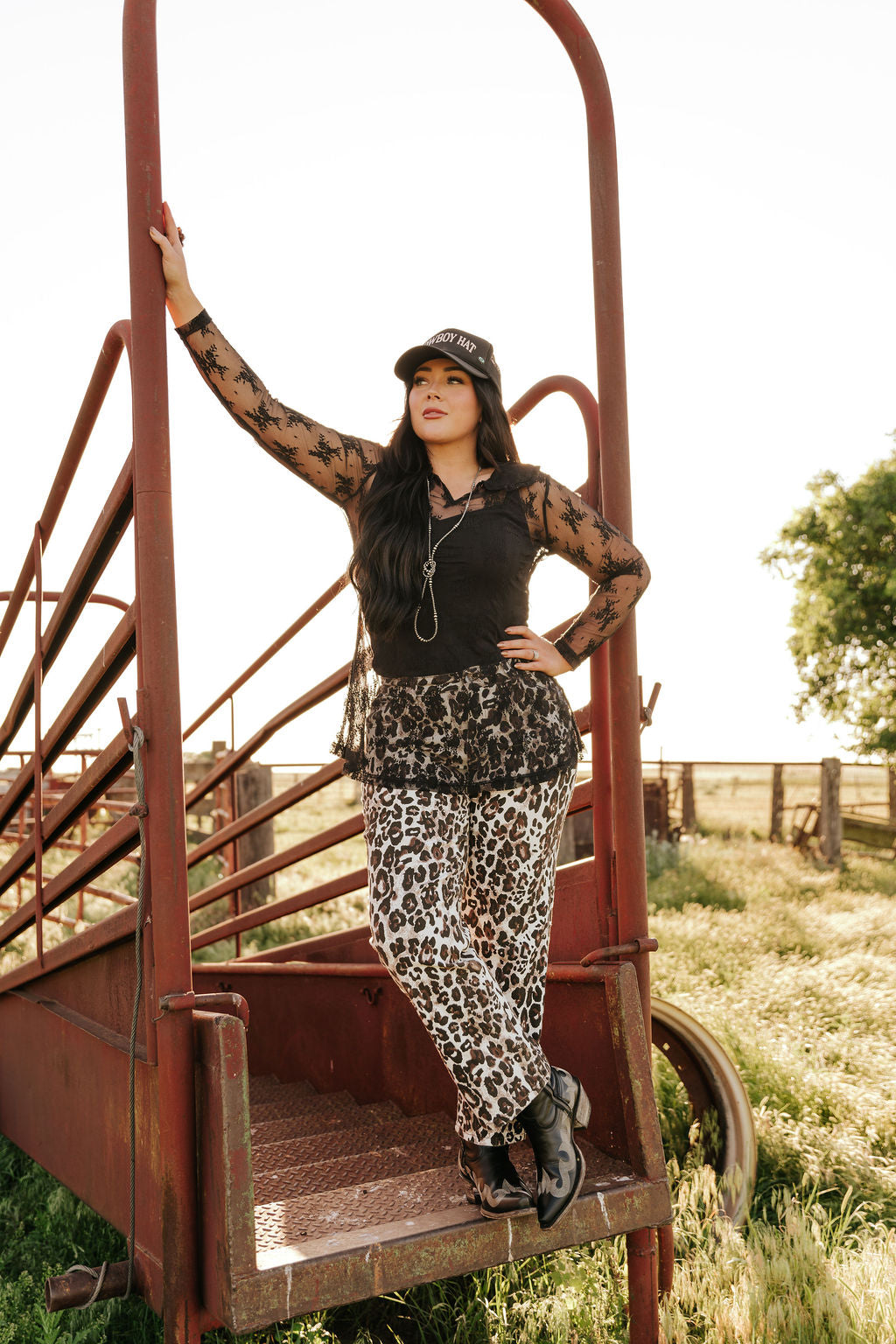 TH73 S117 COLLAR LACE TOP BLACK (1 Piece)