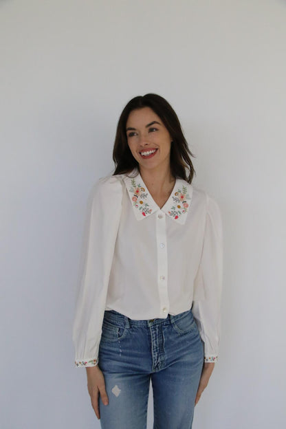 TH2782 S170 IVORY EMBROIDERY FLORAL COLLAR BLOUSE (1 Piece)