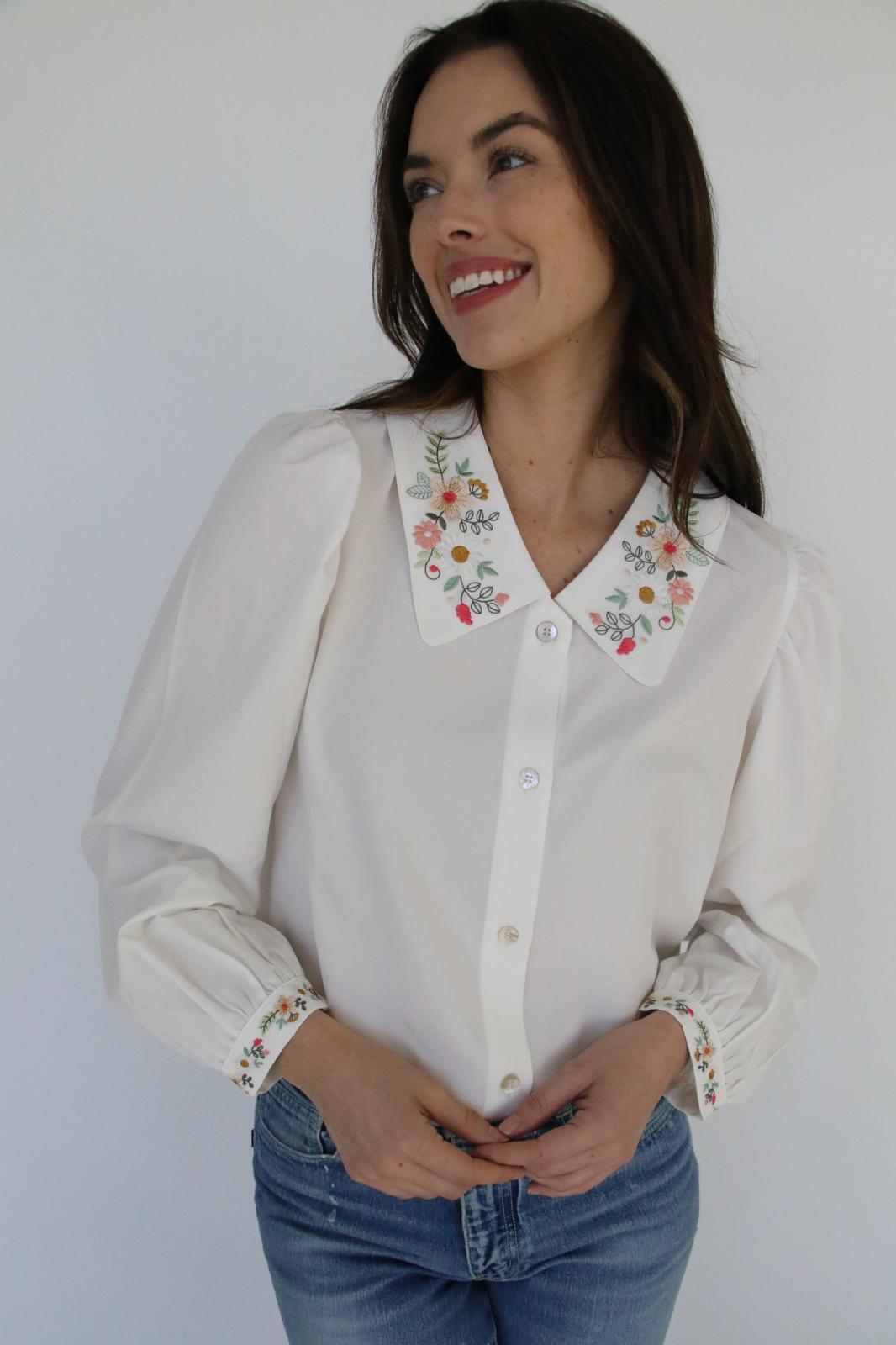 TH2782 S170 IVORY EMBROIDERY FLORAL COLLAR BLOUSE (1 Piece)