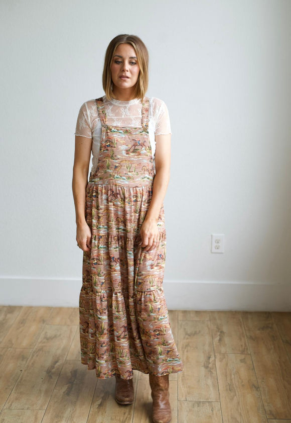 TH85 Overall RUFFLE DRESS TAUPE COWBOY (7 Piece)