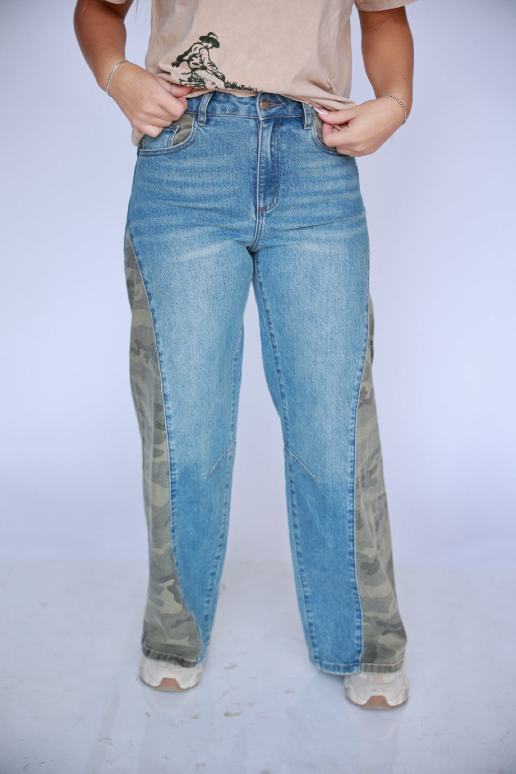 TH043 Camo Inlay Jean 1