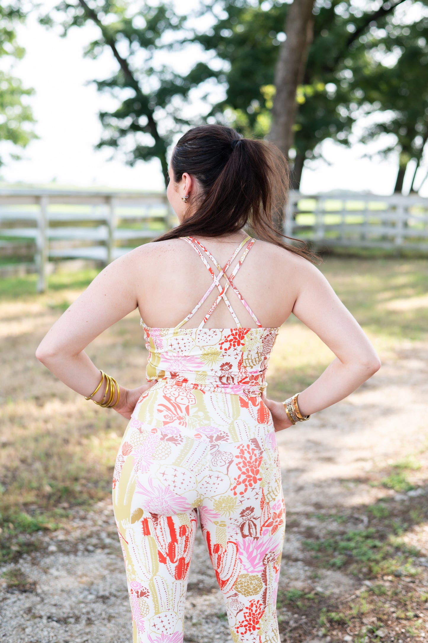 TH10 TANK CACTI CRISSCROSS  ACTIVE TOP (1 Piece)