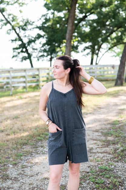 TH1406 S177 VINTAGE WASH BLACK SHORT ROMPER (1)