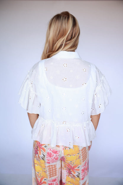TH2003 IVORY EYELET RUFFLE TOP 08_BACK