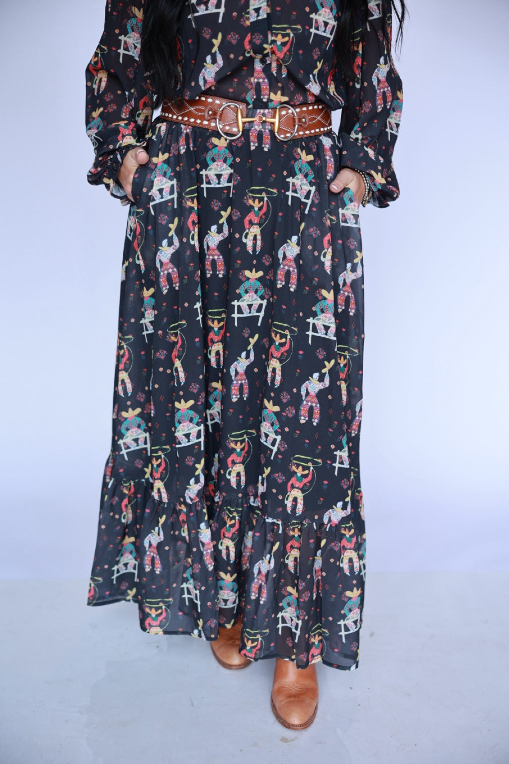 TH2605 Black Roping Cowboy Skirt 2