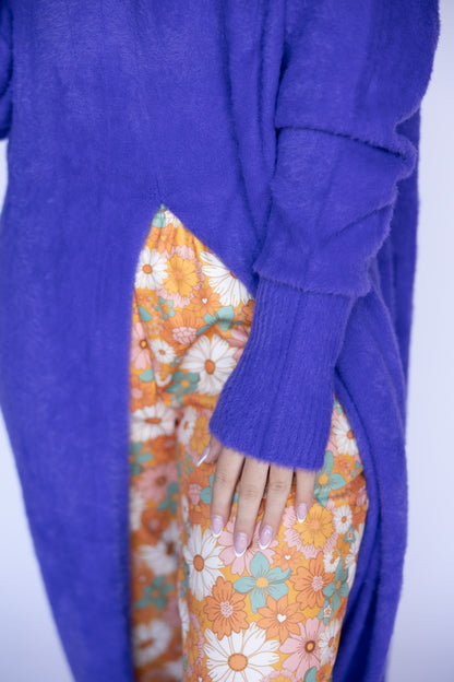 TH900 BLUE VIOLET MOCK NECK SPLIT FRONT SWEATER(6 Piece)