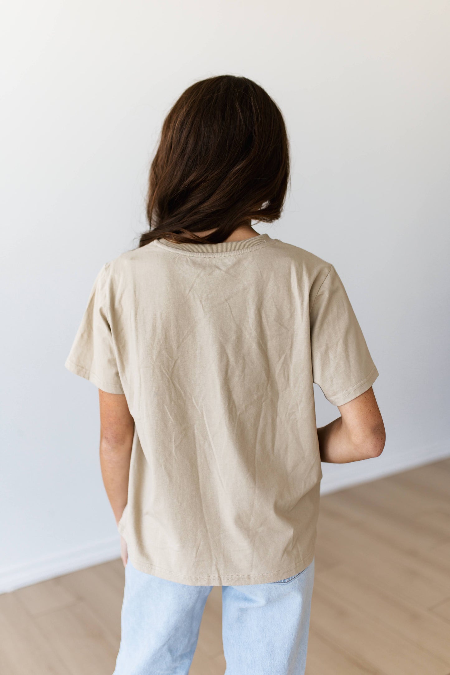 TH1401 TAN CHICKEN EMBROIDERY TEE (7 PIECE)