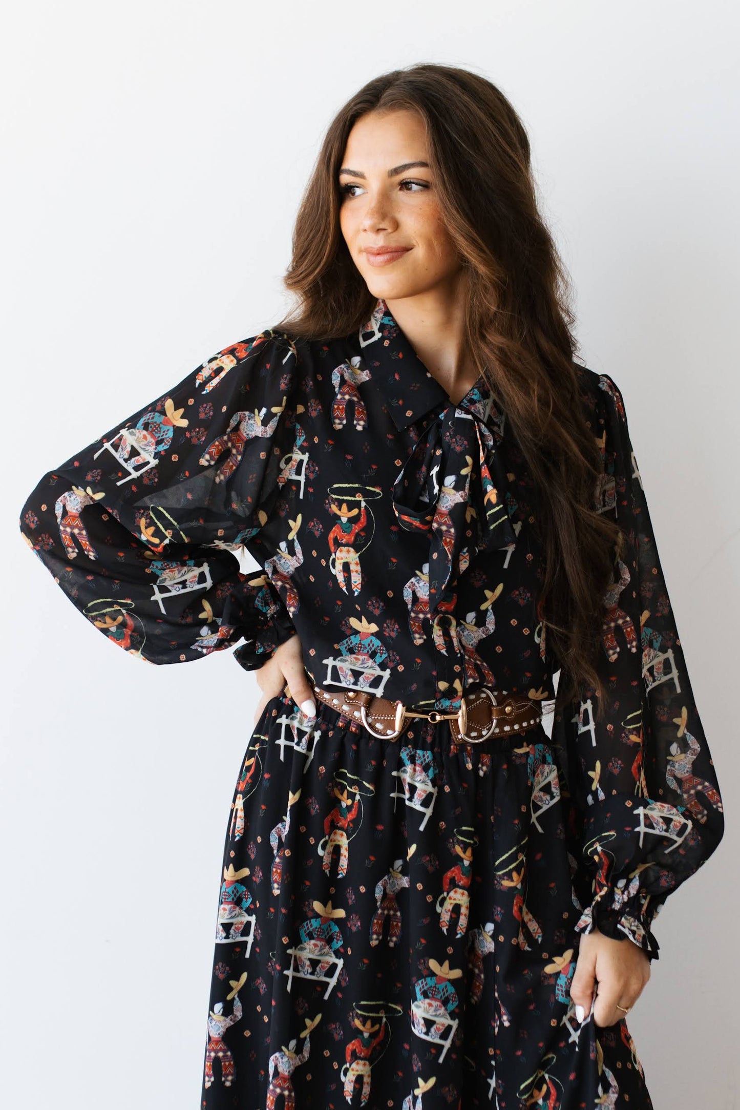 TH12 BLACK ROPING COWBOY BLOUSE (7 PIECE)