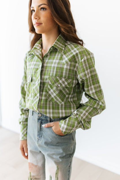 TH19 COLLAR PEARL SNAP GREEN PLAID TOP (7 Pieces)