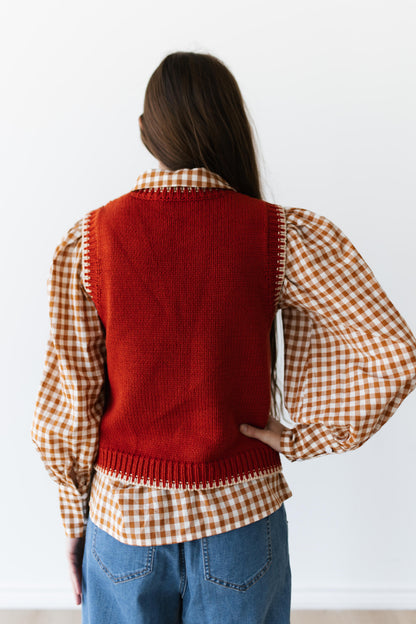 TH4215 RUST HORSESHOE SWEATER VEST (7 PIECES)