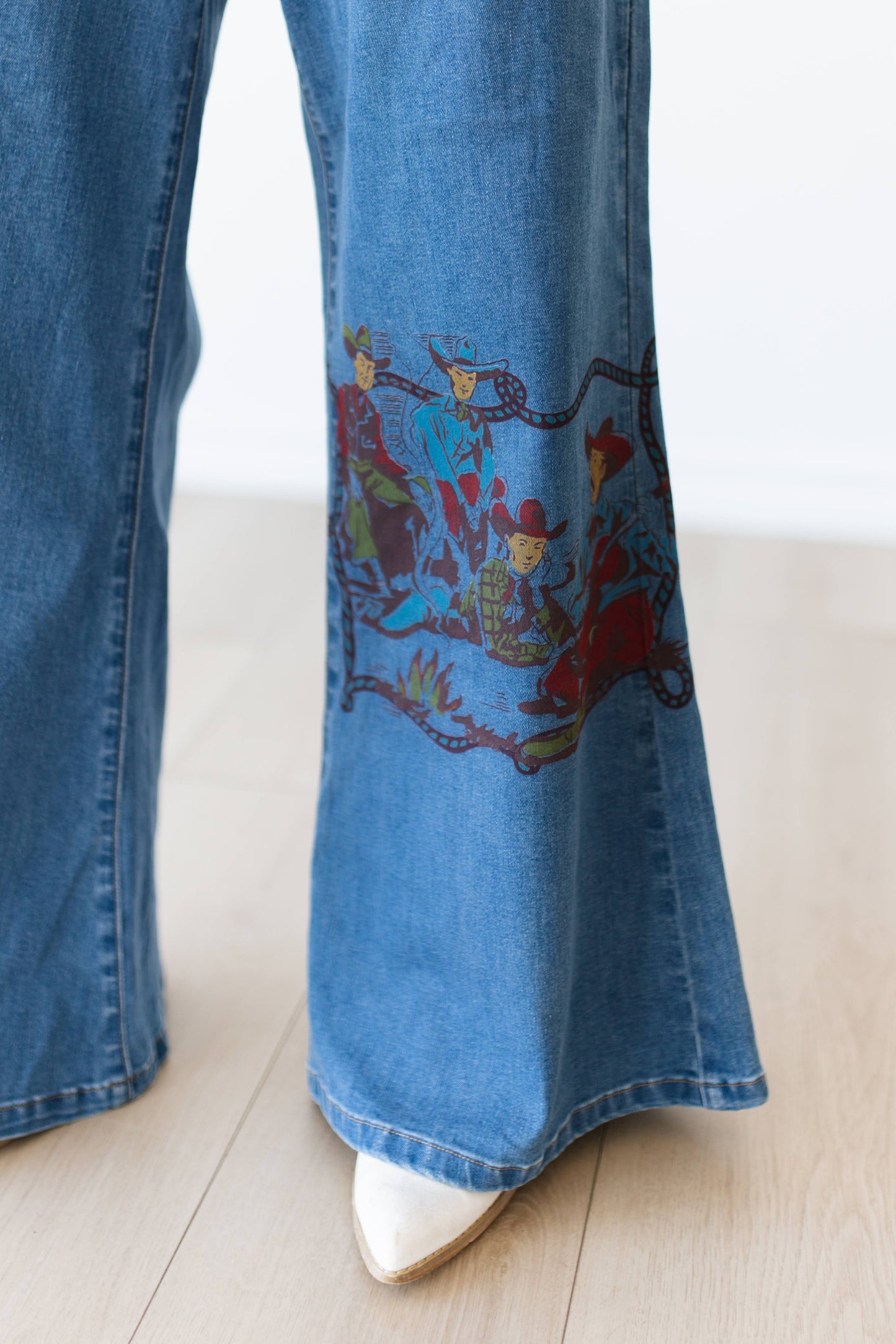 TH228 CAMPFIRE WIDE LEGGED DENIM JEAN (7 PIECE)