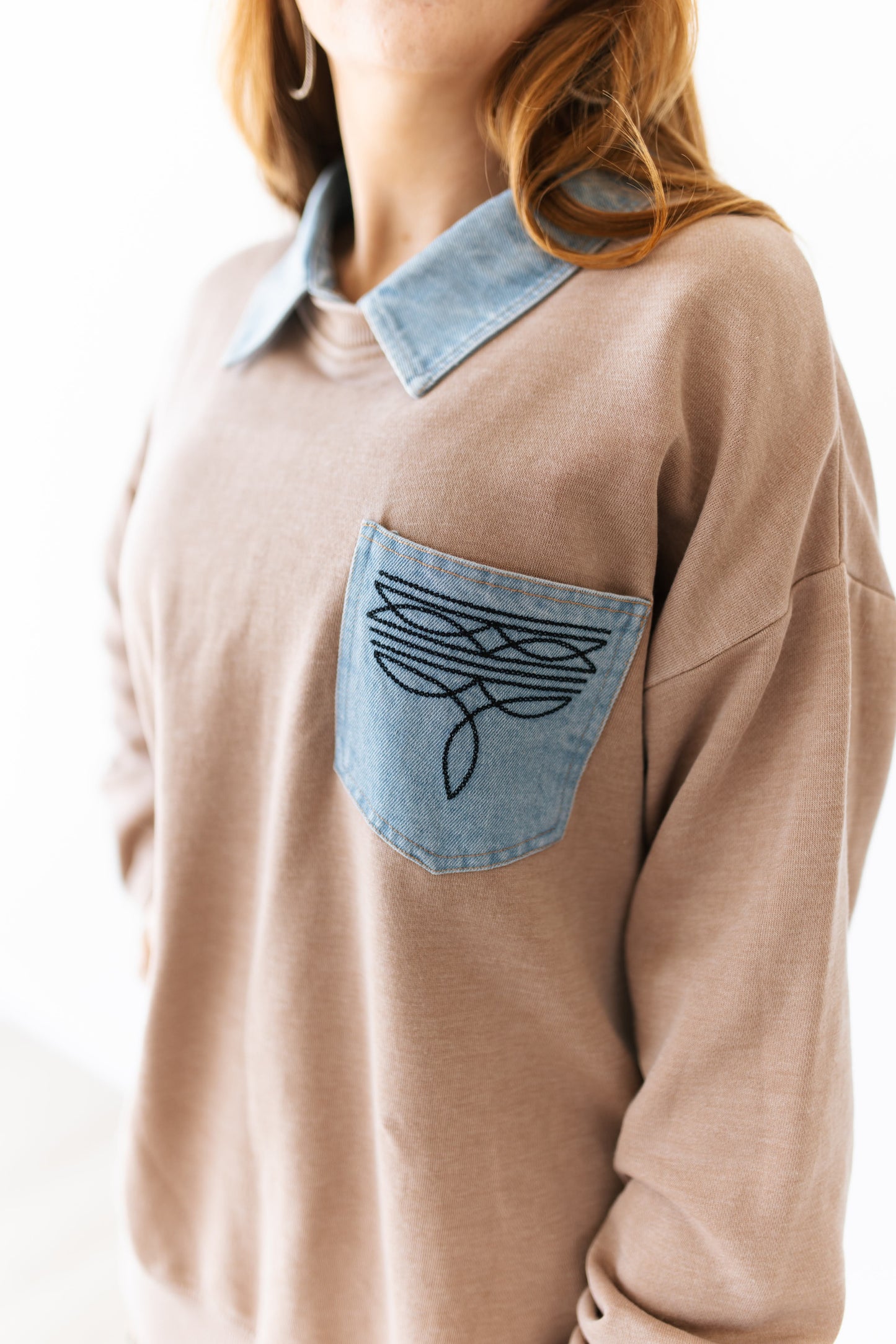 TH2606 TAN STICH DENIM COLLAR SWEATSHIRT (7 PIECE)