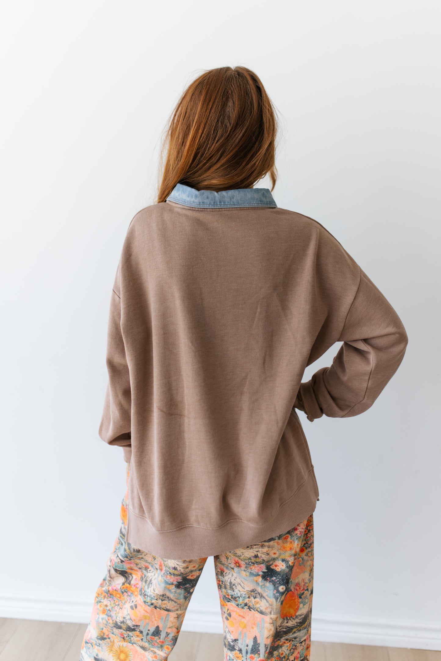 TH2606 TAN STICH DENIM COLLAR SWEATSHIRT (7 PIECE)