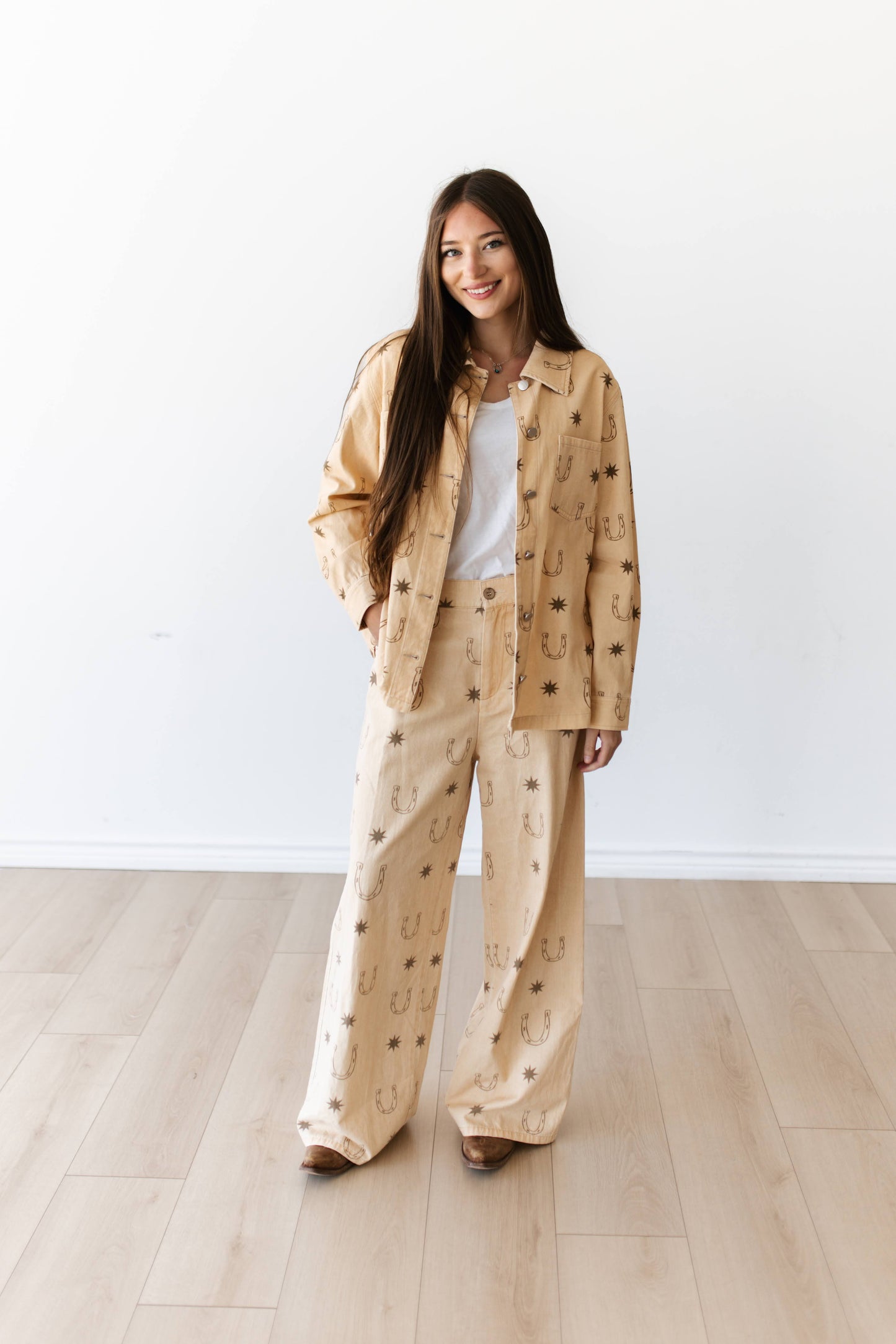 TH007 TAUPE HORSESHOE SHACKET (7 PIECE)