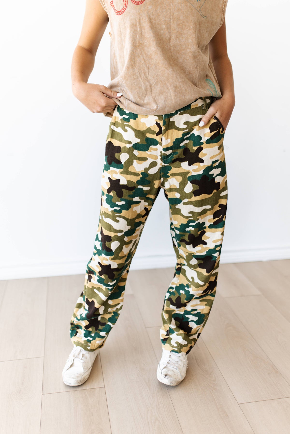 TH248 GREEN CAMO MID CROP PANT (7 PIECE)