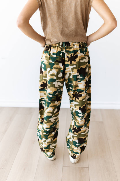 TH248 GREEN CAMO MID CROP PANT (7 PIECE)