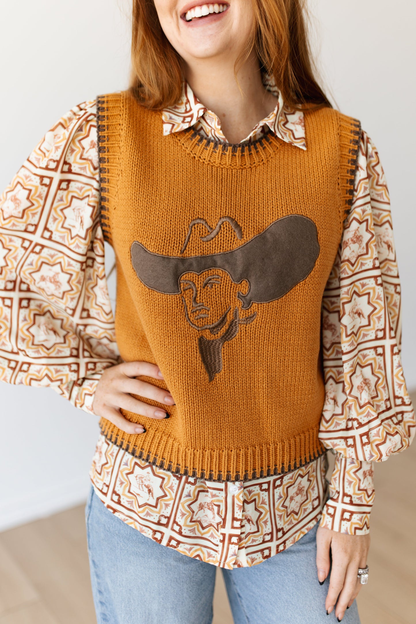 TH4215 TAN BIG HAT COWBOY SWEATER VEST (7 PIECE)
