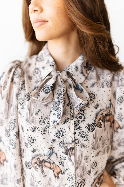 TH2820 IVORY BRONC PAISLEY TIE TOP (7 PIECES)