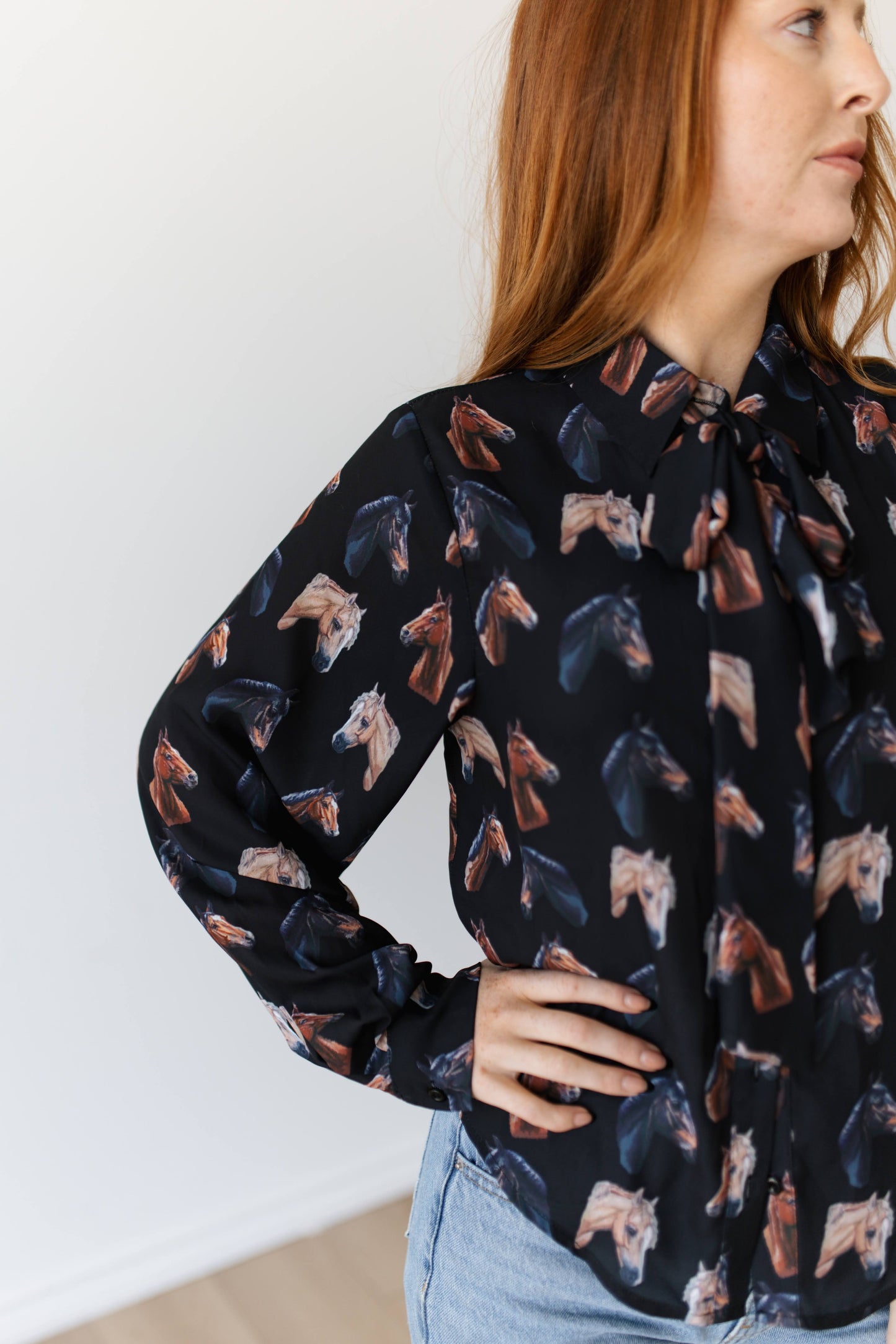 TH17 BLACK HORSE TIE TOP  (7 PIECE)
