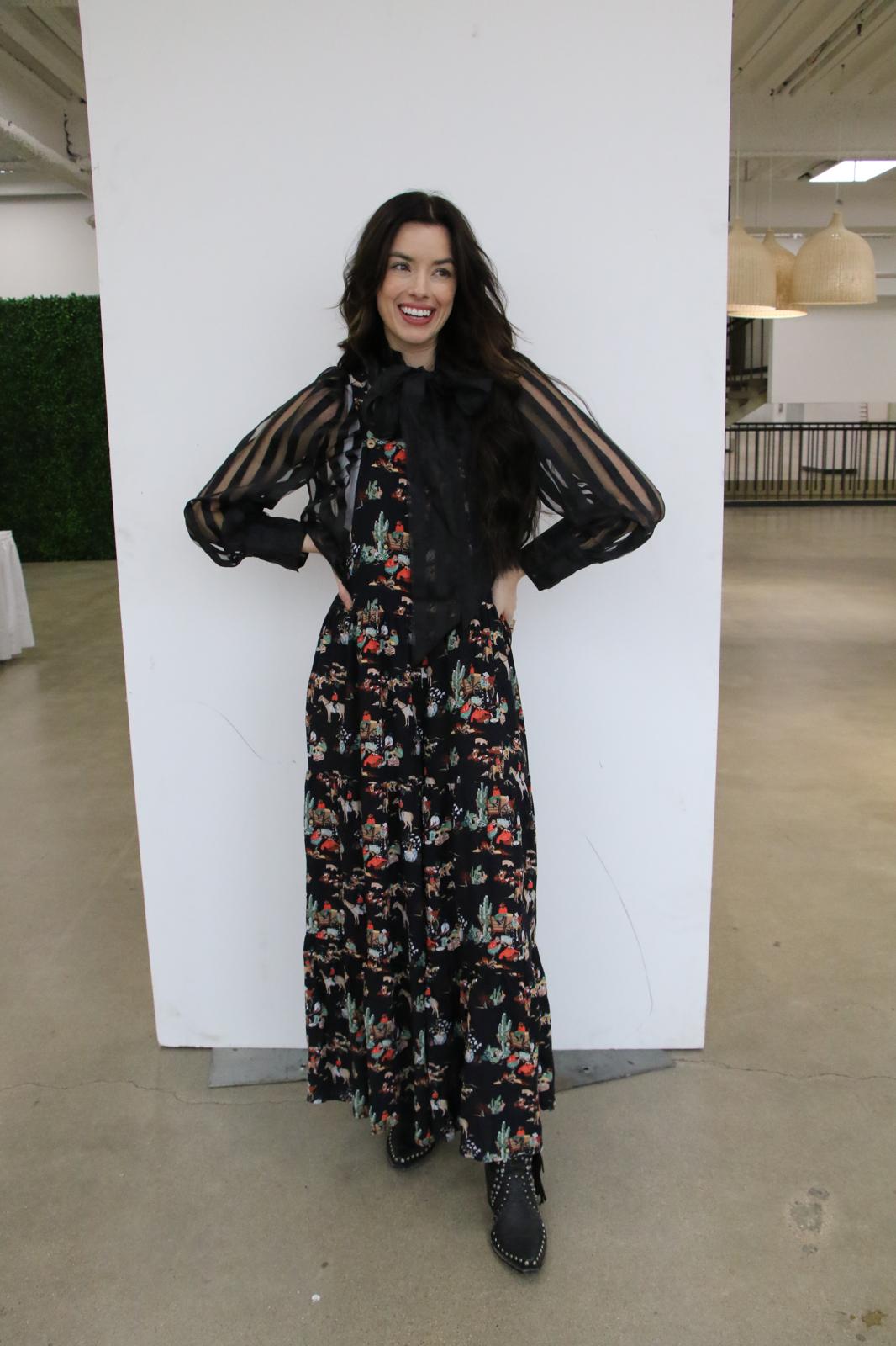 TH86 Overall RUFFLE ROMPER BLACK WAGON (7 Piece)