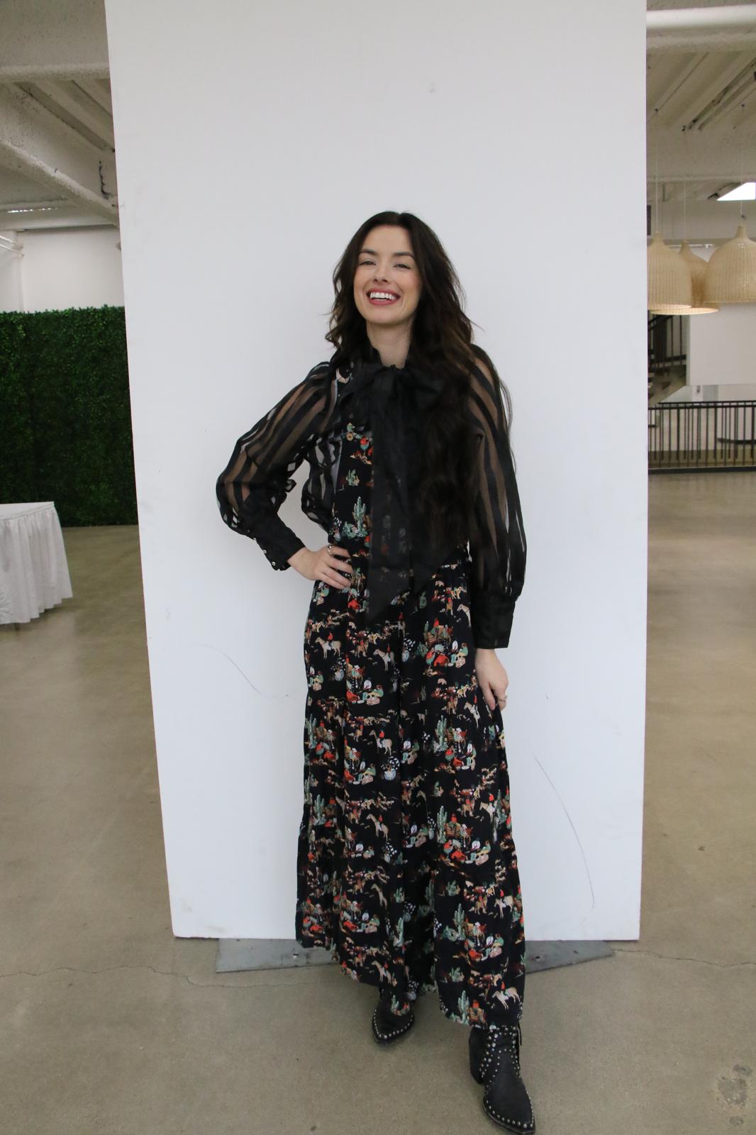 TH86 Overall RUFFLE ROMPER BLACK WAGON (7 Piece)