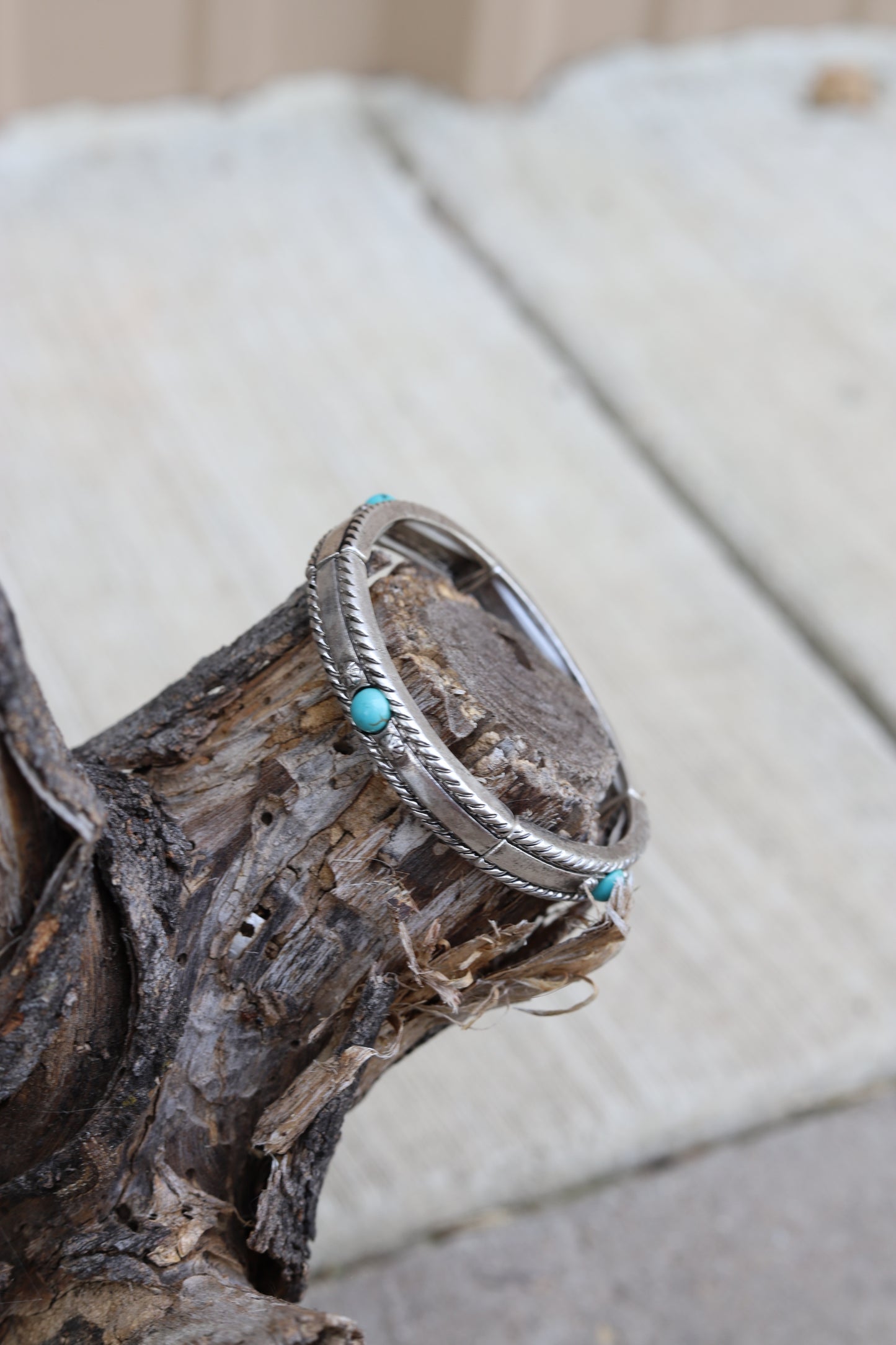 0058 H62 WESTERN TEXTURE STRETCH BRACELET