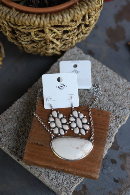 0053 T20 BONE LARGE STONE NL