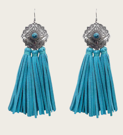 1586 T122 - T128 CONCHO FRINGE TASSEL EARRING