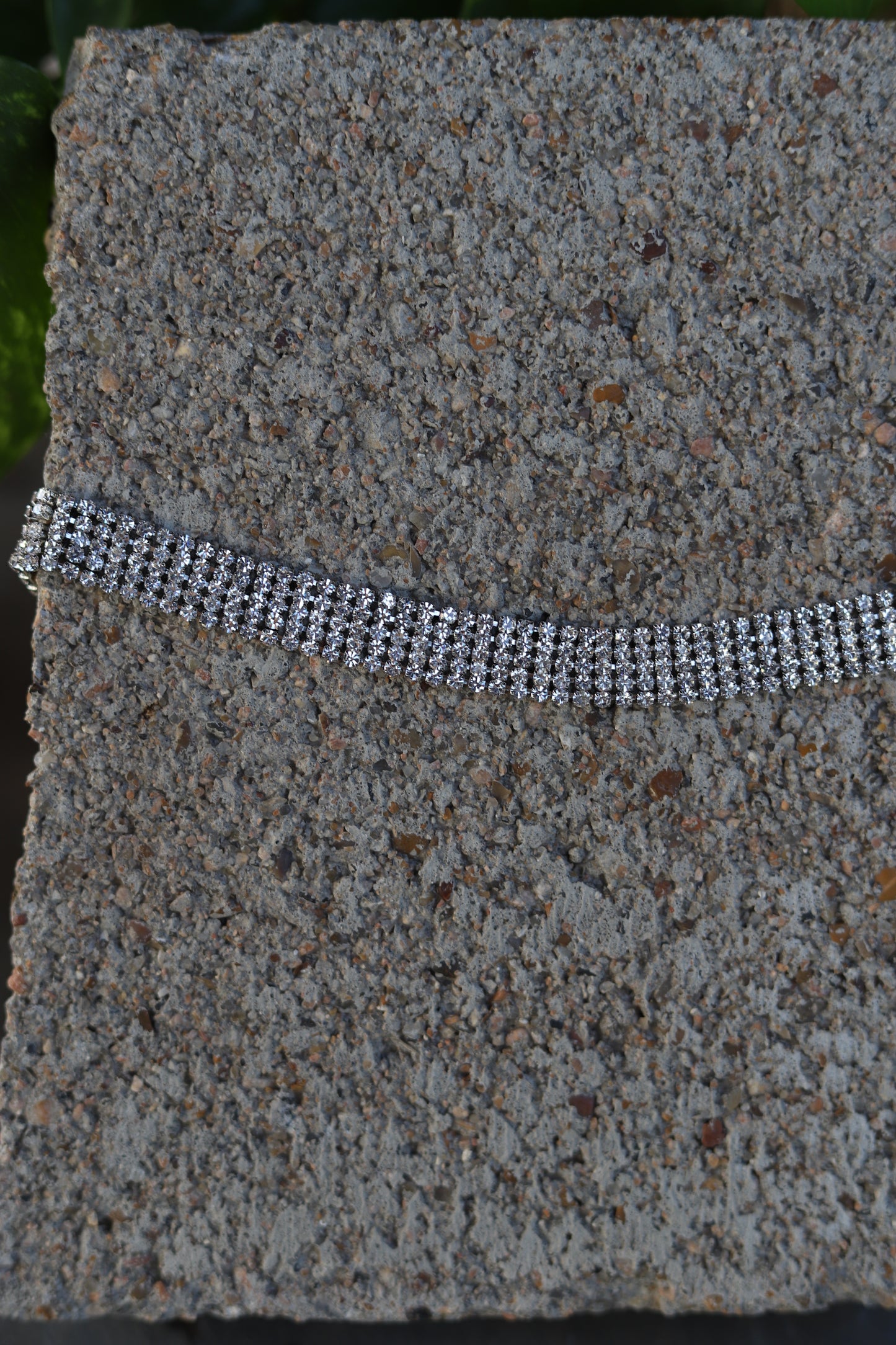 31054  H189 RHINESTONE CHOKER LARGER